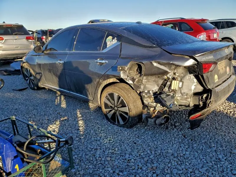 2020 NISSAN ALTIMA SL  