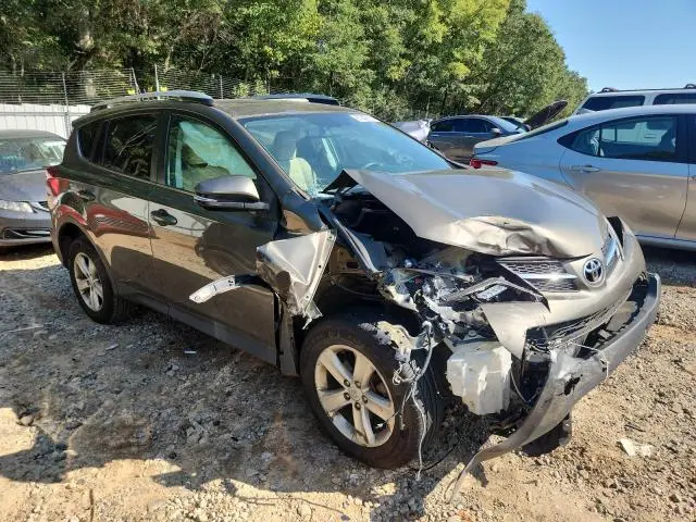 2014 TOYOTA RAV4 XLE  