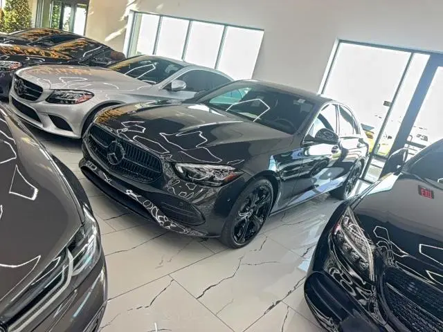 2023 MERCEDES-BENZ C 300  