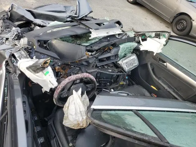2017 VOLKSWAGEN JETTA SE  