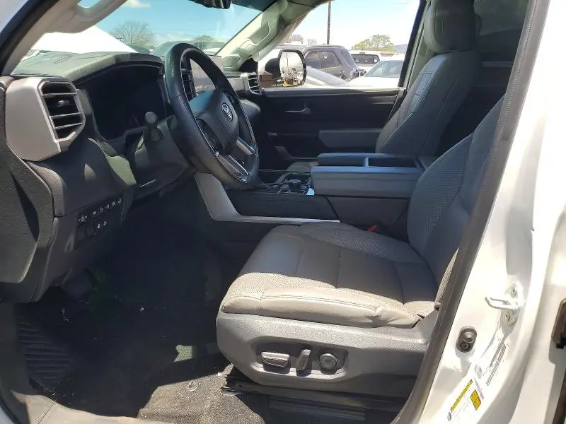 2023 TOYOTA TUNDRA CREWMAX LIMITED  