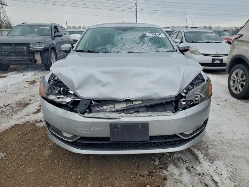 2015 VOLKSWAGEN PASSAT SEL  