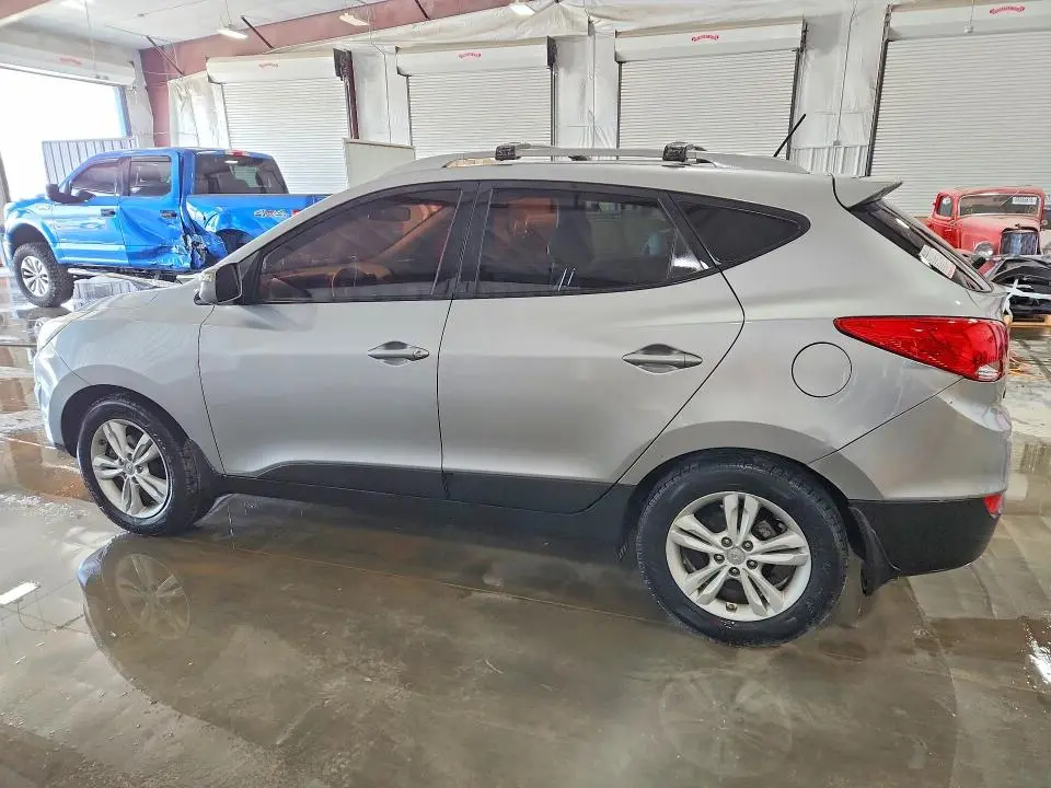 2012 HYUNDAI TUCSON GLS  