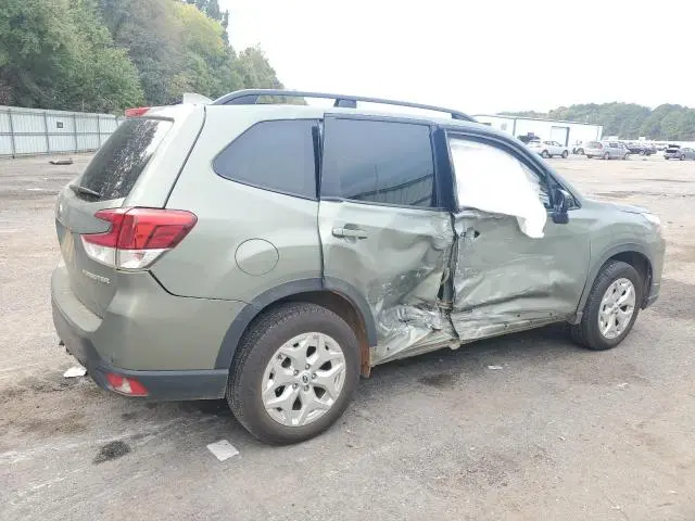 2021 SUBARU FORESTER   