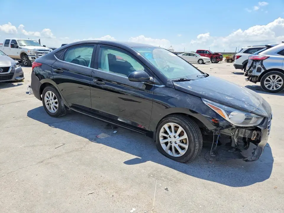 2021 HYUNDAI ACCENT SEL  