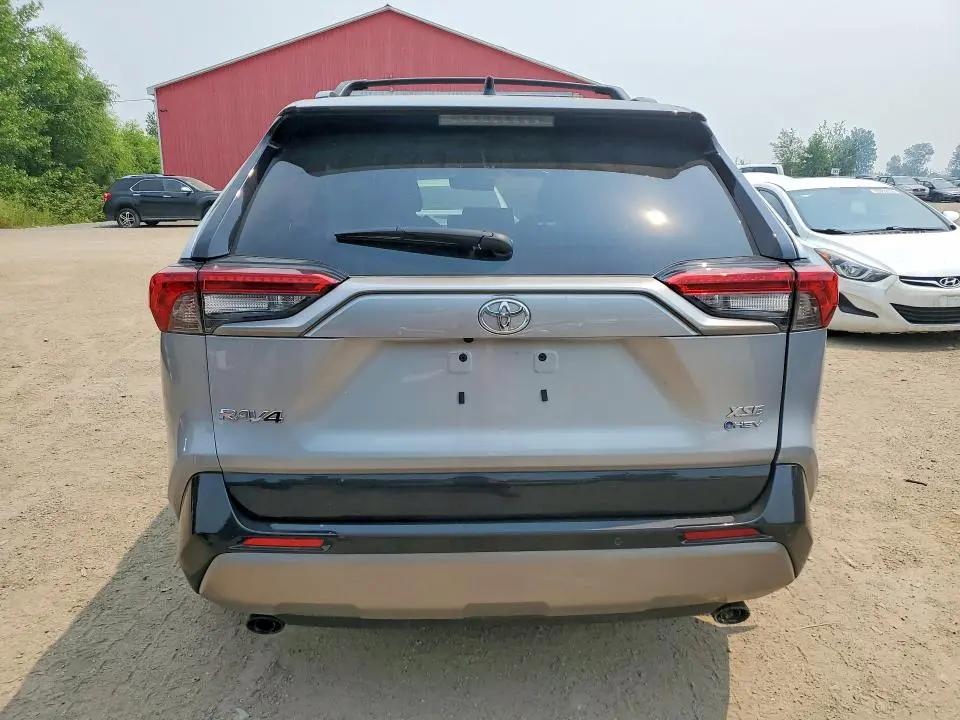 2025 TOYOTA RAV4 XSE  