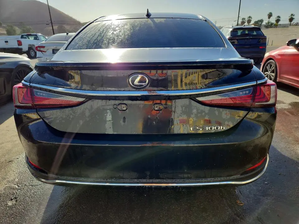 2023 LEXUS ES 300H BASE  