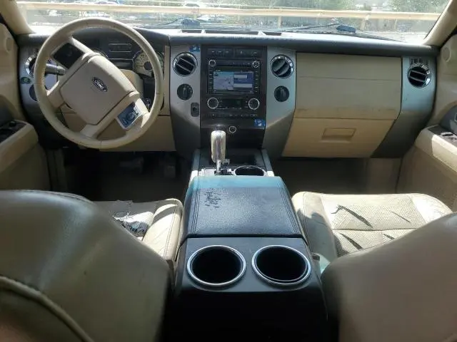 2011 FORD EXPEDITION XLT  