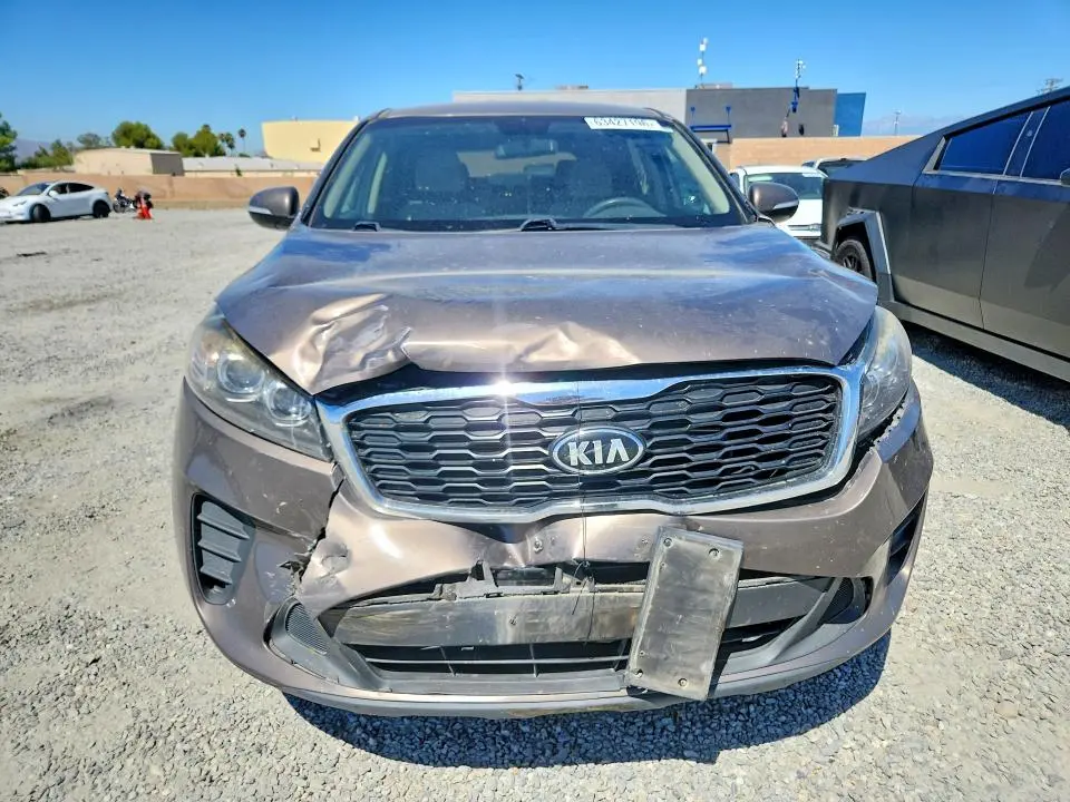 2019 KIA SORENTO LX  