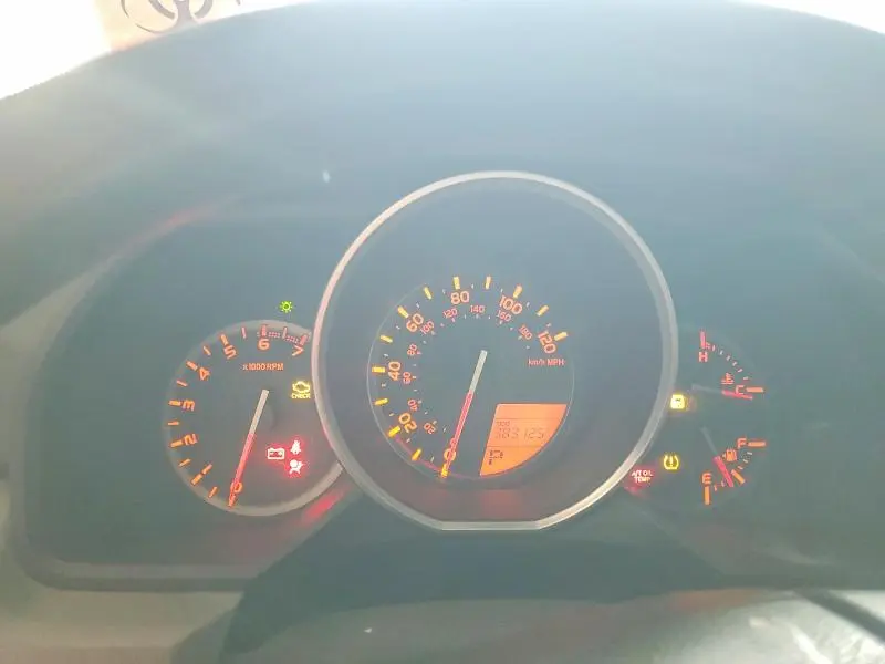 2010 TOYOTA 4RUNNER SR5  