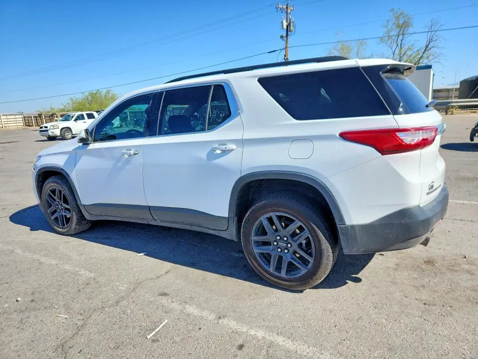 2021 CHEVROLET TRAVERSE LT  