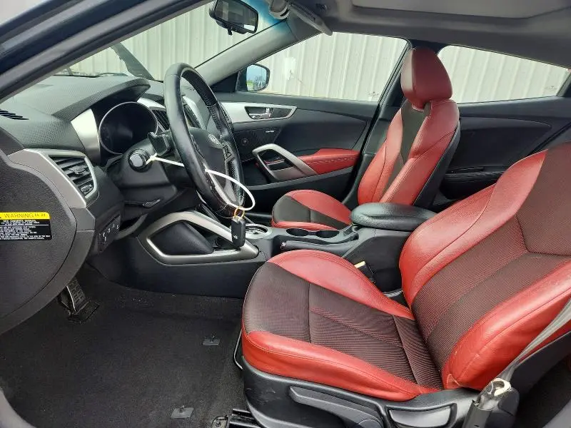 2013 HYUNDAI VELOSTER BASE  