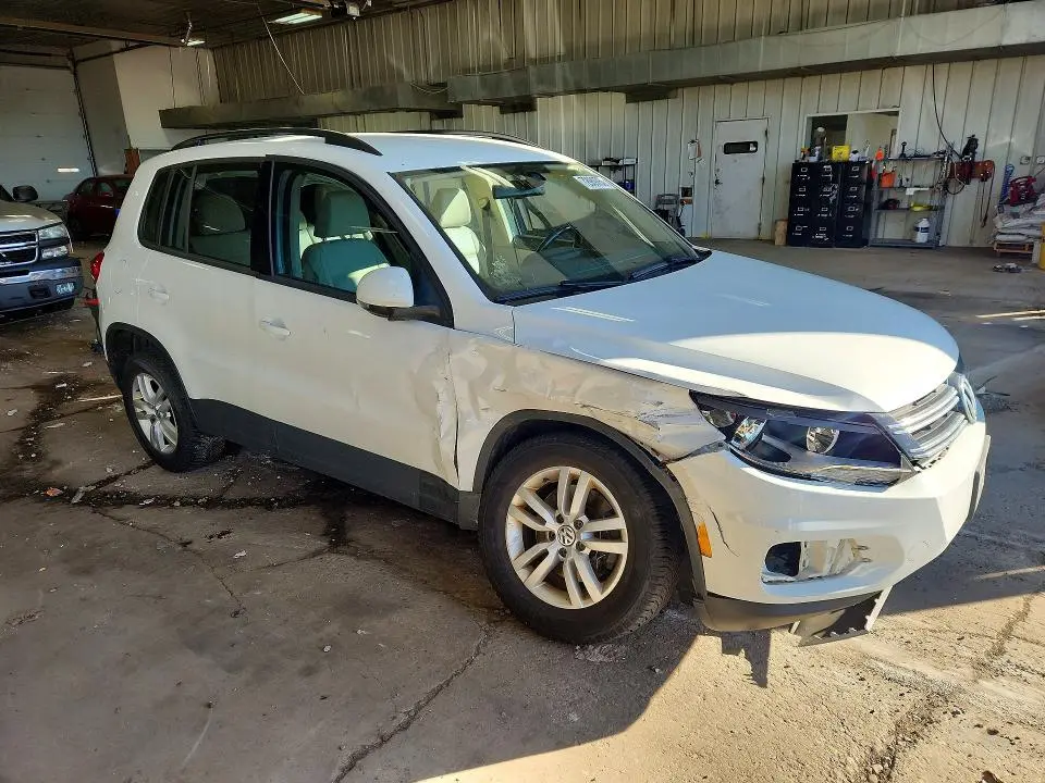 2017 VOLKSWAGEN TIGUAN S  
