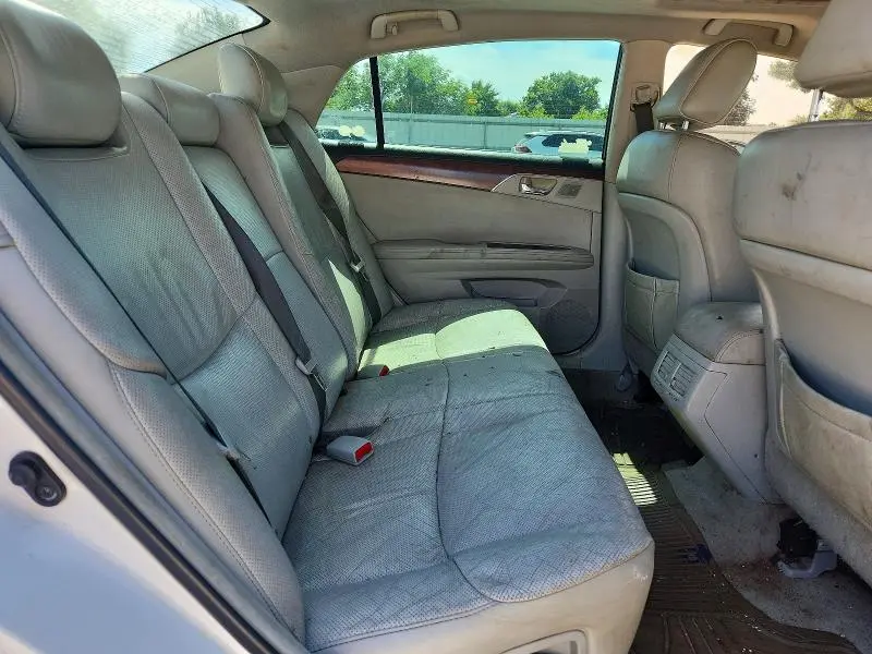 2011 TOYOTA AVALON   