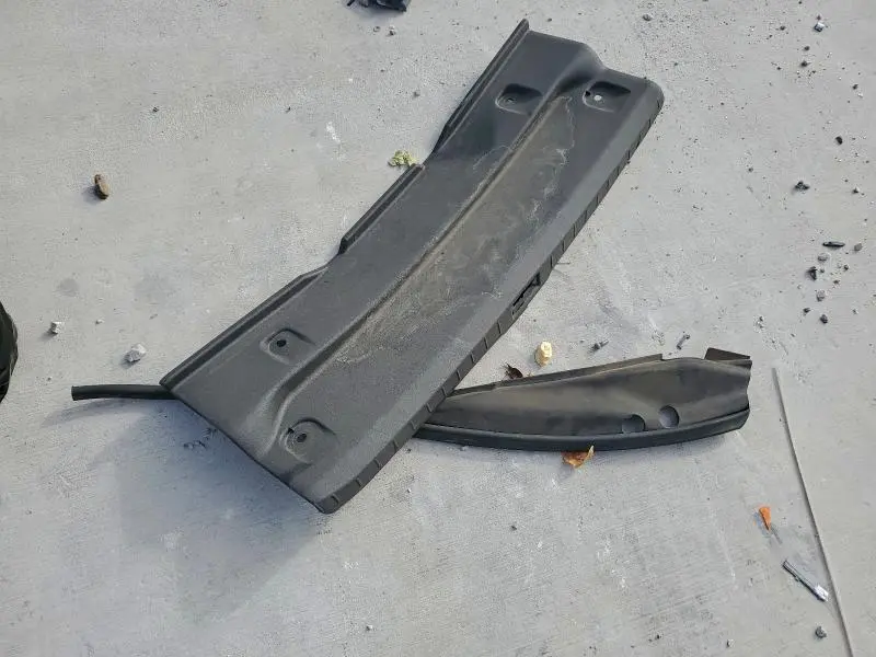 2017 INFINITI Q60 RED SPORT 400  