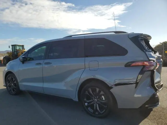 2025 TOYOTA SIENNA XSE  