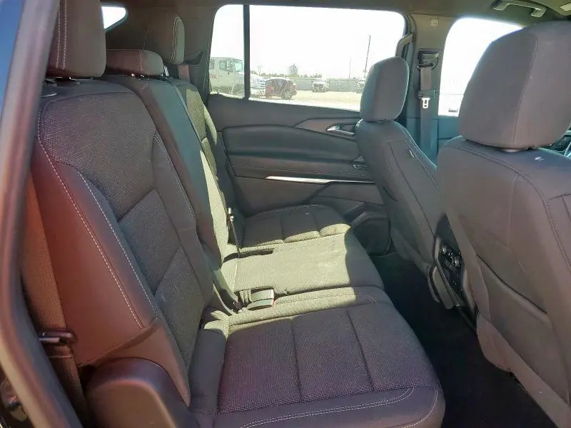 2024 CHEVROLET TRAVERSE LS  