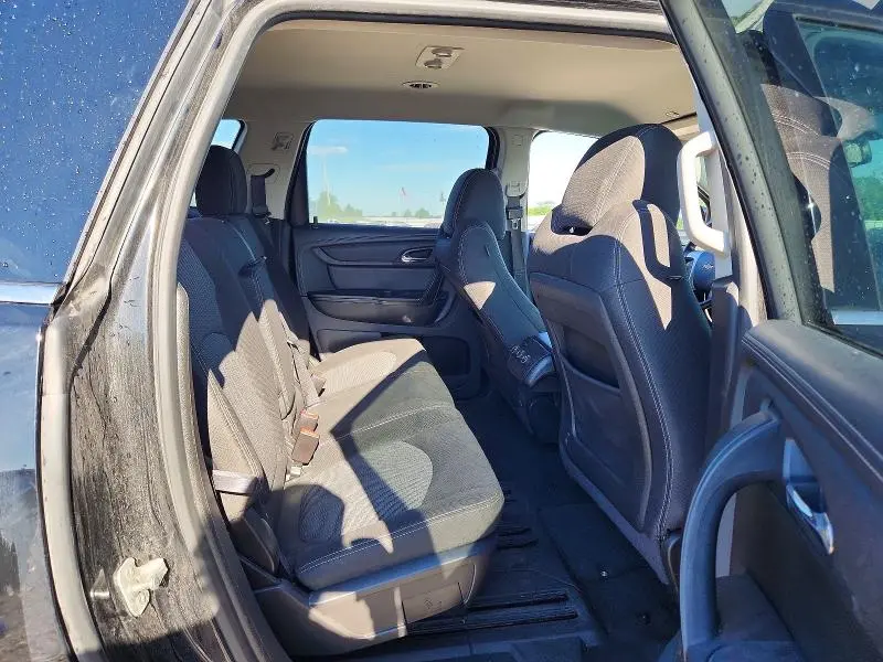 2017 CHEVROLET TRAVERSE LT  