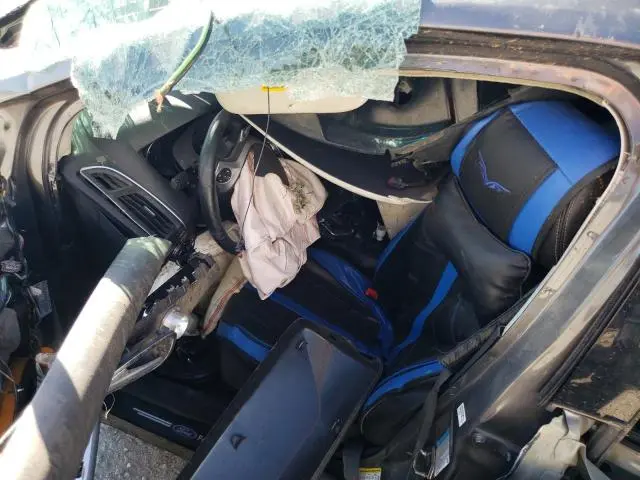 2014 FORD FOCUS TITANIUM  