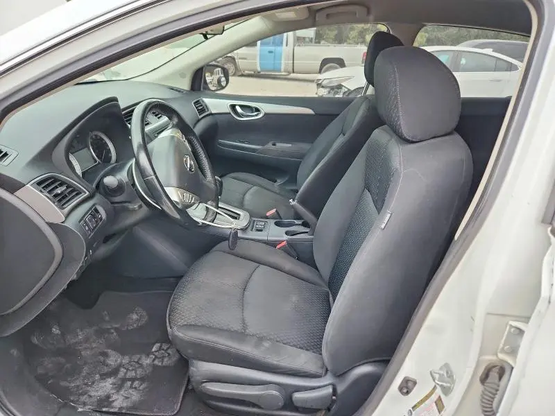 2015 NISSAN SENTRA SR  
