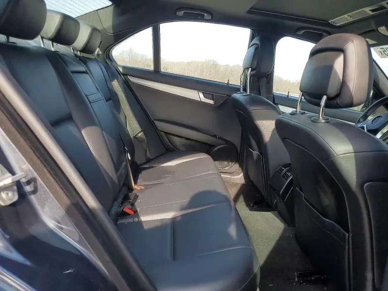 2013 MERCEDES-BENZ C 250  