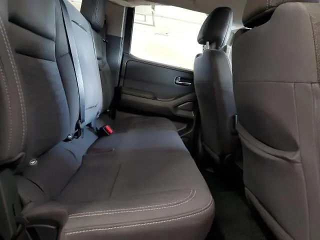 2024 NISSAN FRONTIER S  