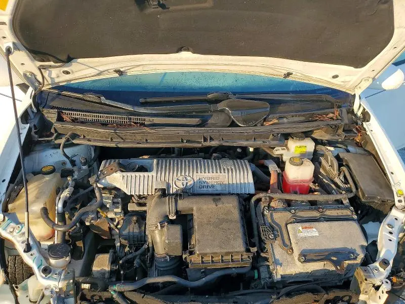 2010 TOYOTA PRIUS IV  