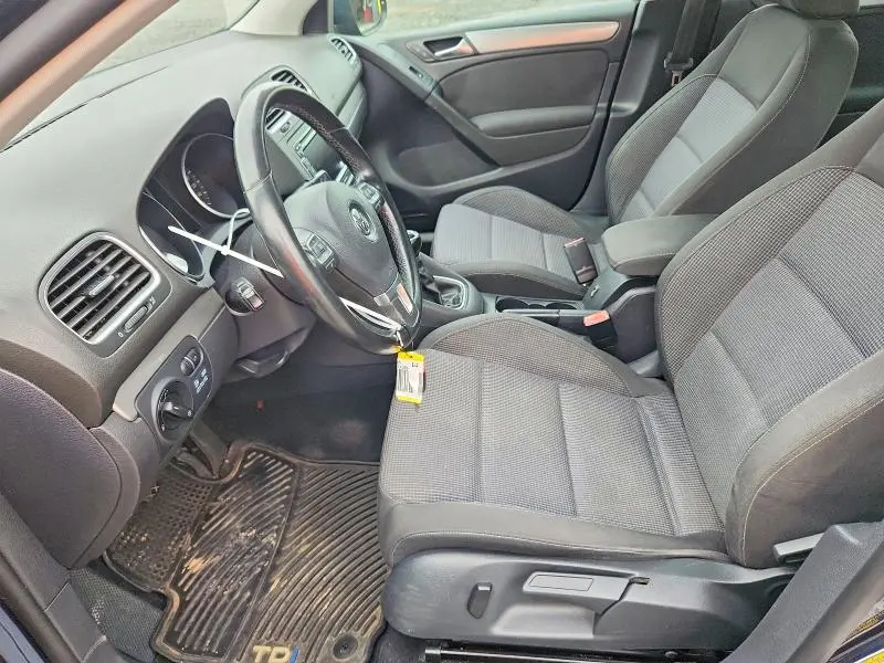 2013 VOLKSWAGEN GOLF   