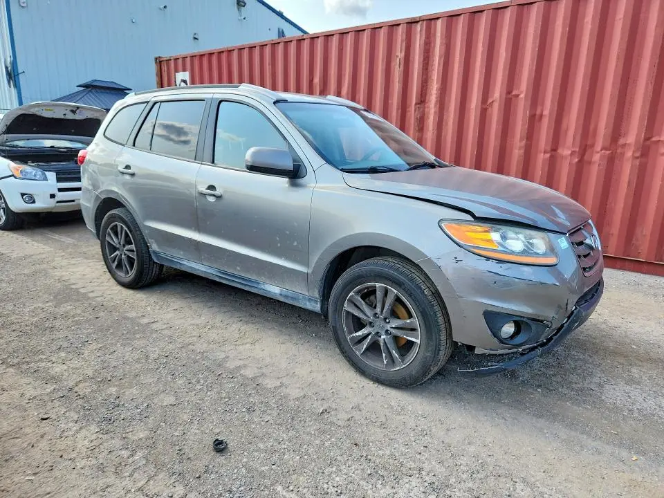 2011 HYUNDAI SANTA FE GLS  
