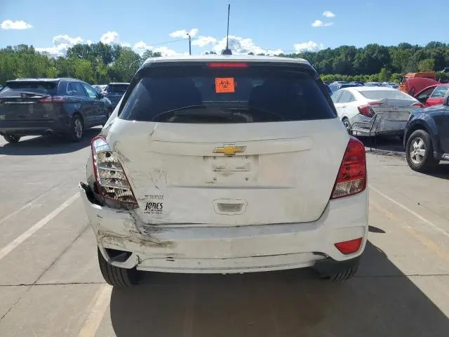 2022 CHEVROLET TRAX LS  