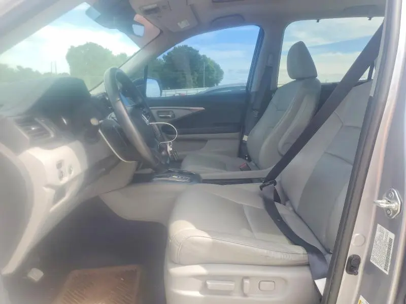 2022 HONDA PILOT SE  