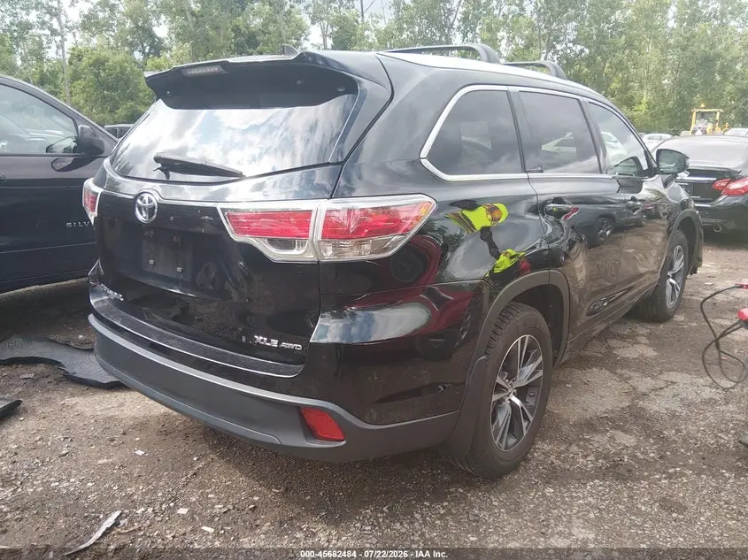 2016 TOYOTA HIGHLANDER XLE V6