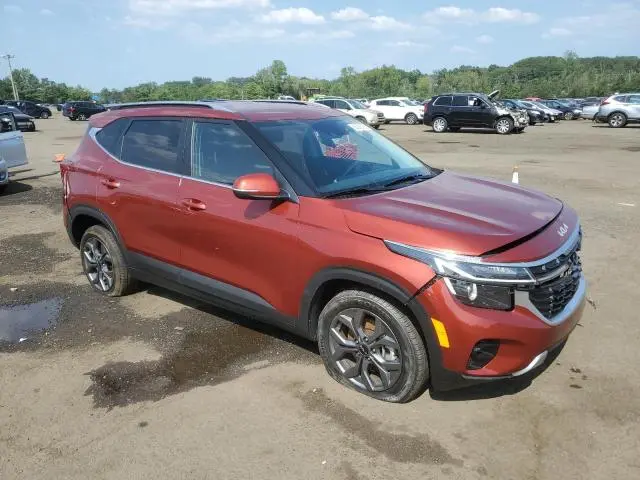 2024 KIA SELTOS S  