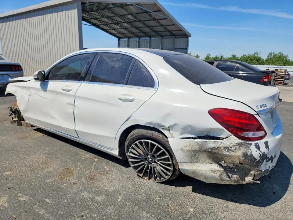 2016 MERCEDES-BENZ C 300  