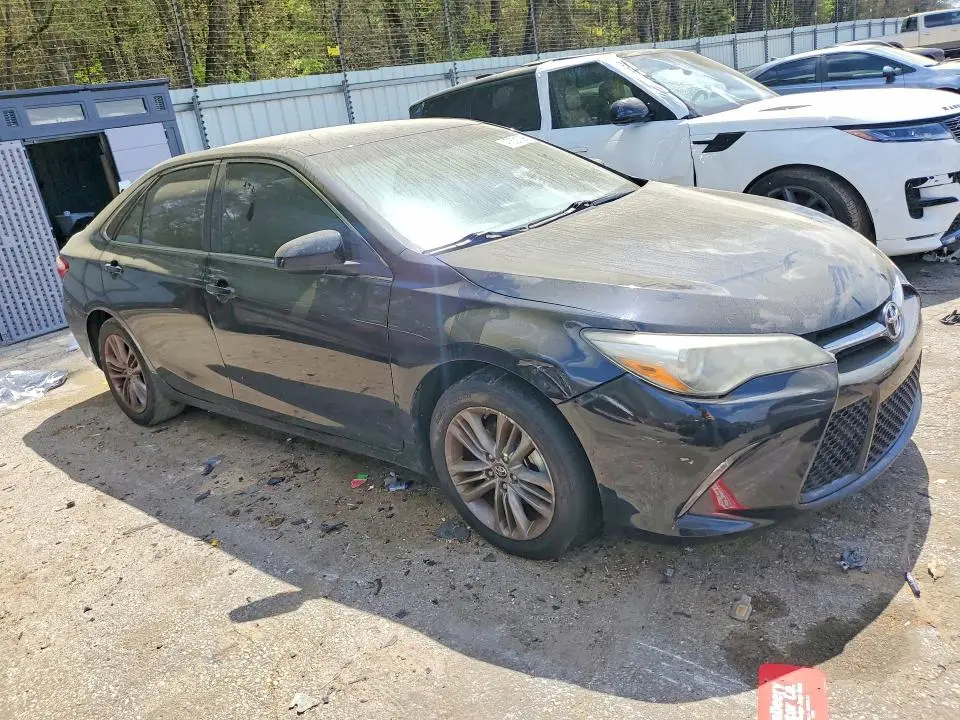 2017 TOYOTA CAMRY SE  