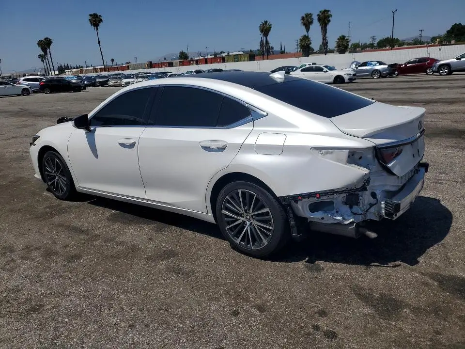 2024 LEXUS ES 300H BASE  