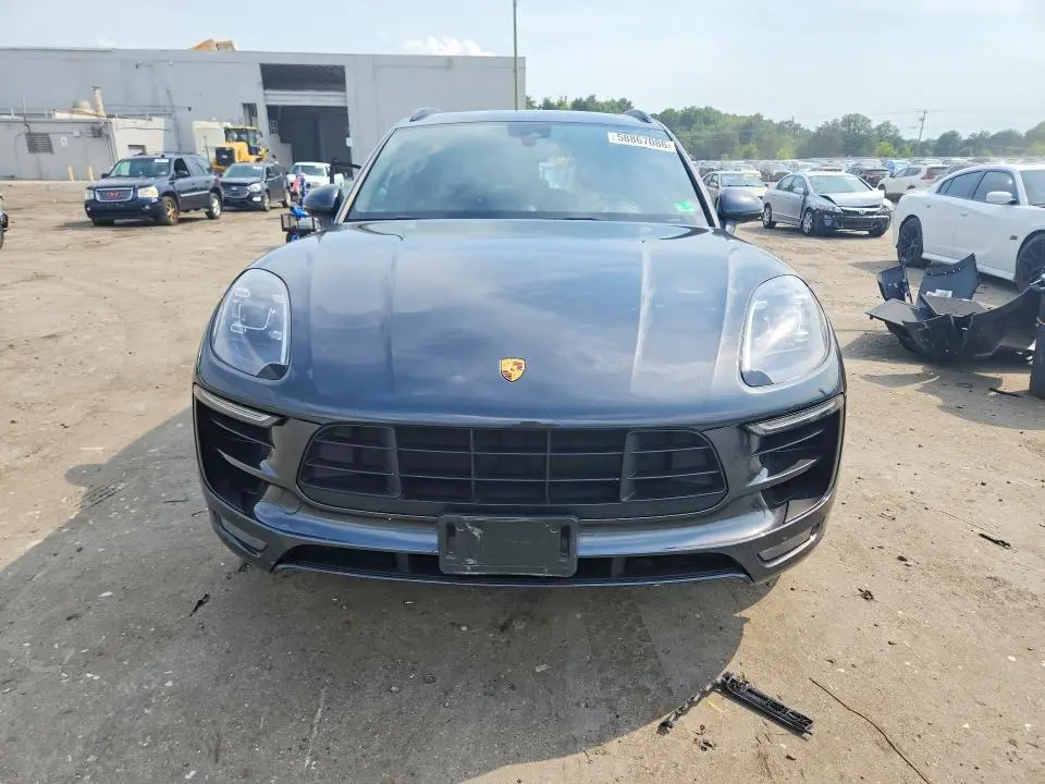 2017 PORSCHE MACAN GTS   