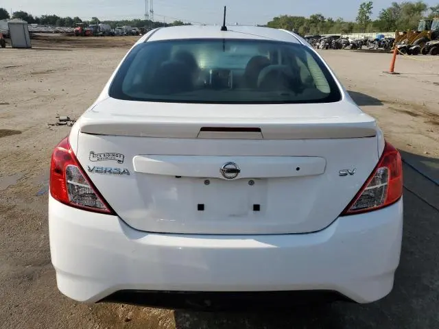2019 NISSAN VERSA S  