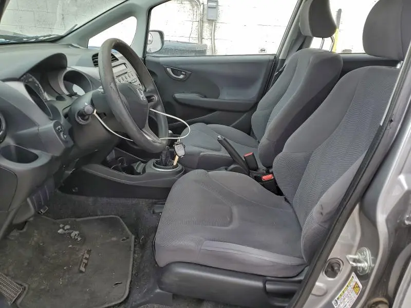 2010 HONDA FIT   