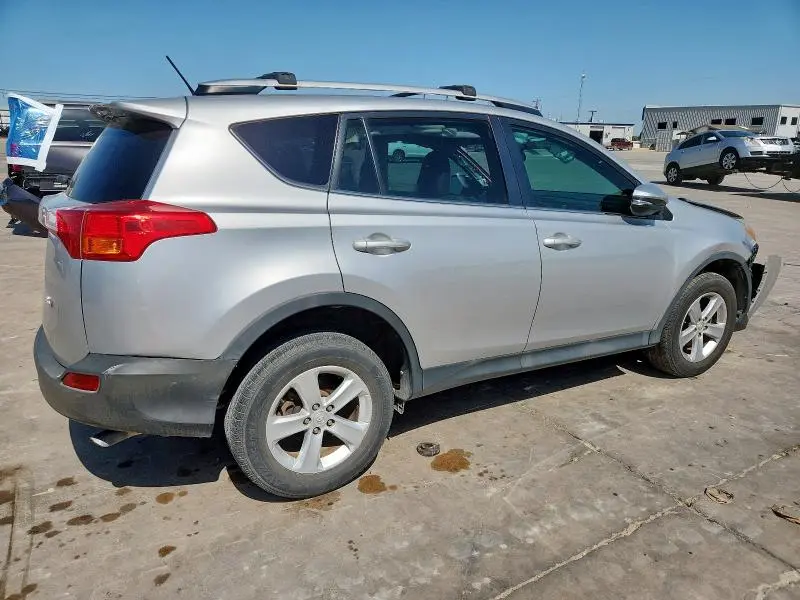 2014 TOYOTA RAV4 XLE  