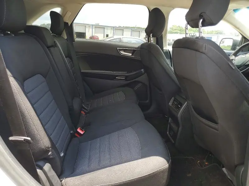 2018 FORD EDGE SE  
