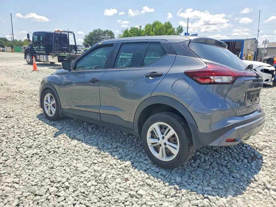 2022 NISSAN KICKS S  