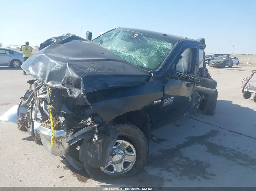 2017 RAM 2500 TRADESMAN  4X4 6'4 BOX