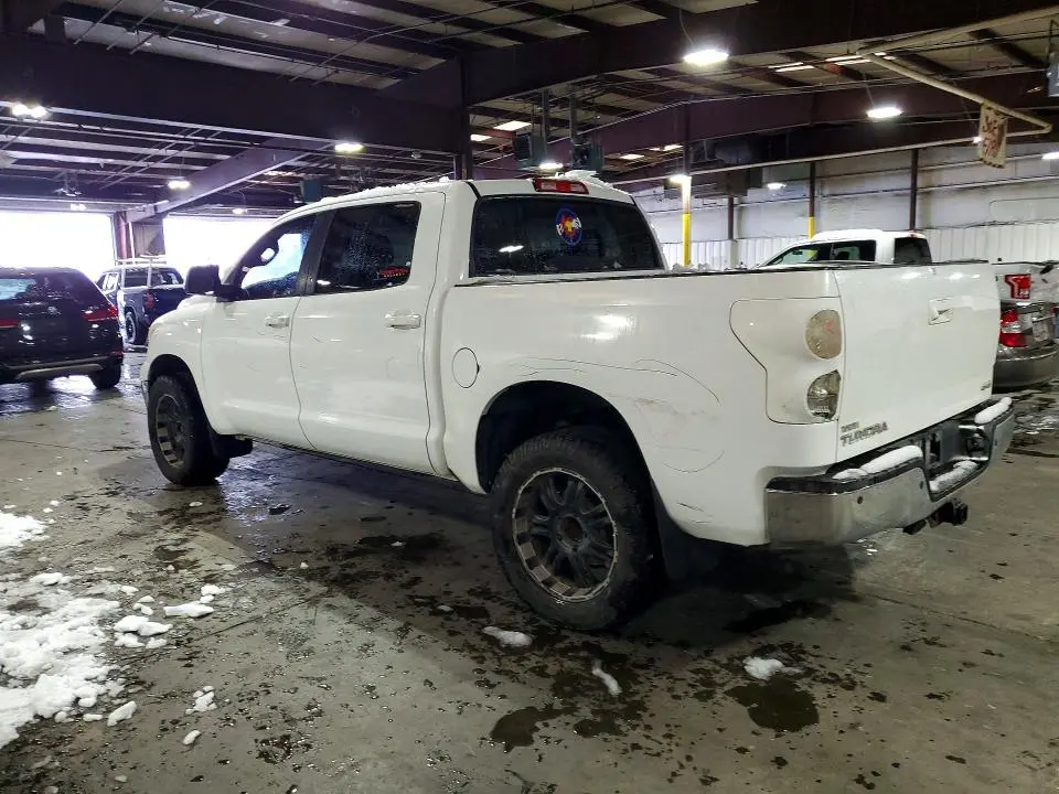 2010 TOYOTA TUNDRA CREWMAX SR5  