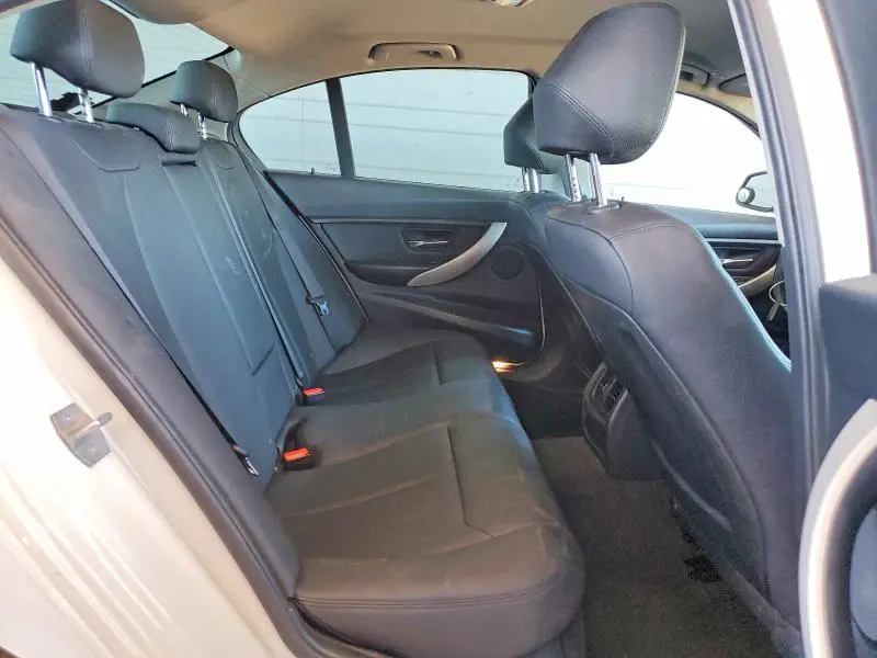 2014 BMW 320 I  