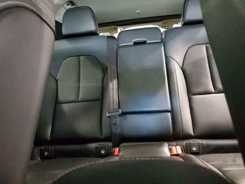 2019 VOLVO XC40 T5 MOMENTUM  