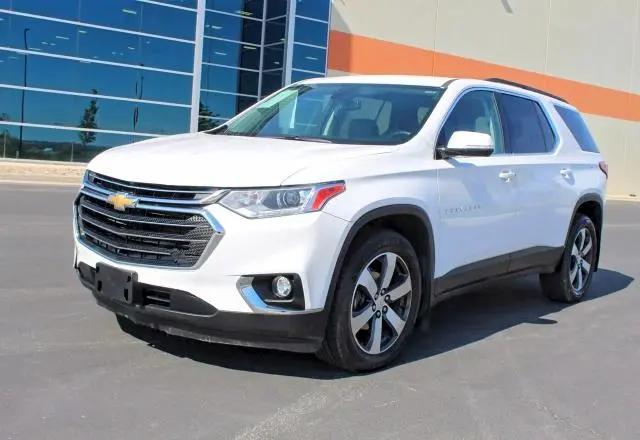 2019 CHEVROLET TRAVERSE LT  