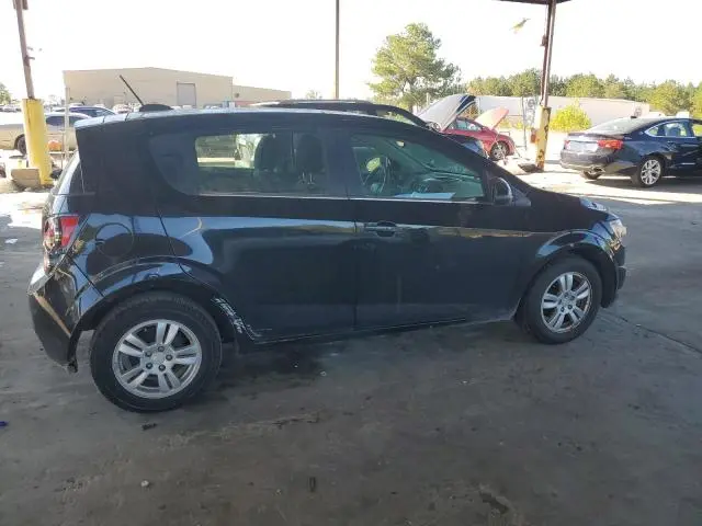 2016 CHEVROLET SONIC LT  