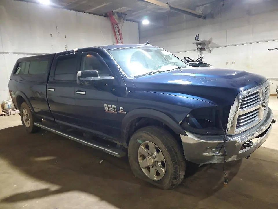 2015 RAM 3500 SLT  