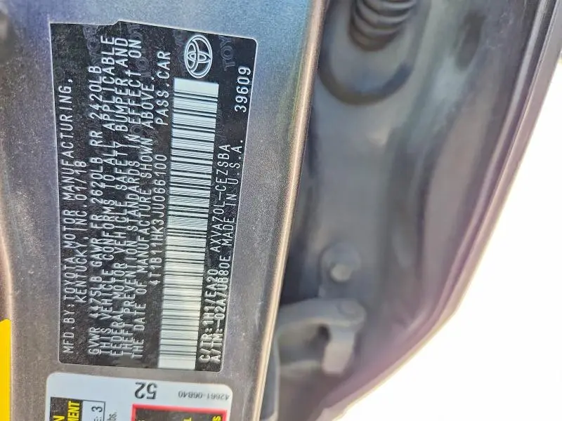 2018 TOYOTA CAMRY SE  